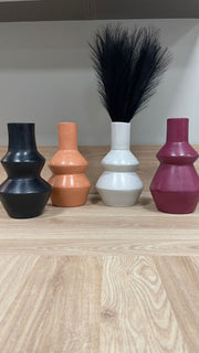 Vase totem ondulé – Design moderne